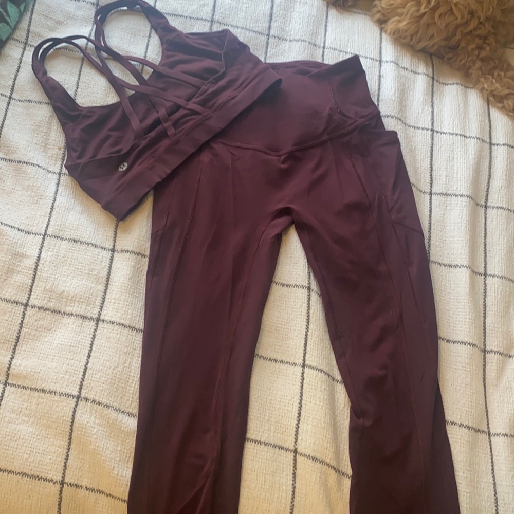 LULU SET! Great condition. Only worn casually